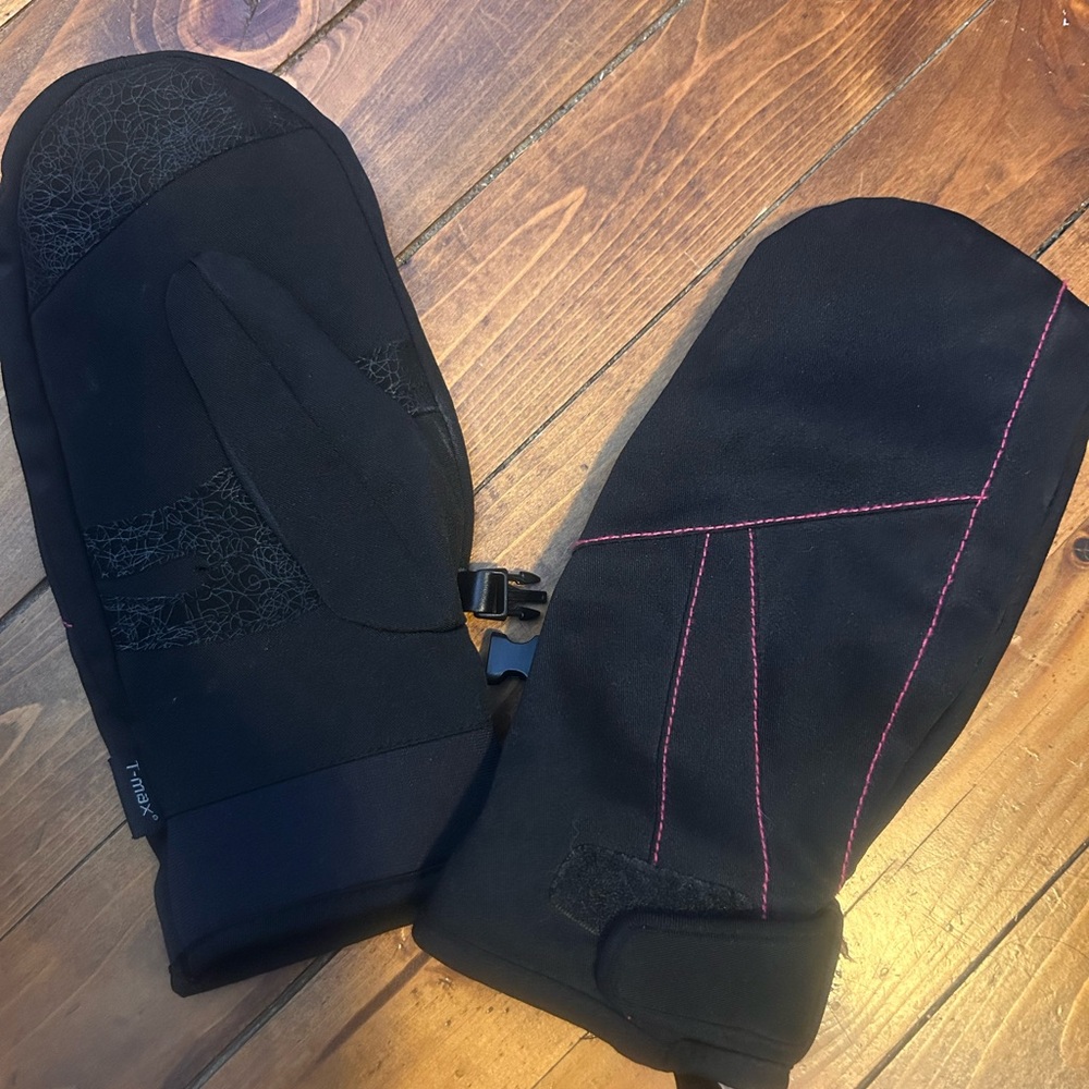 Black&Pink Women's Wind River T-Max WindProof Mittens